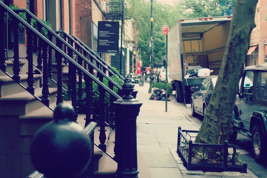 From Coast to Coast, a Professional Journey: Long-distance Moving Services Unveiled 1 abcdhe 85