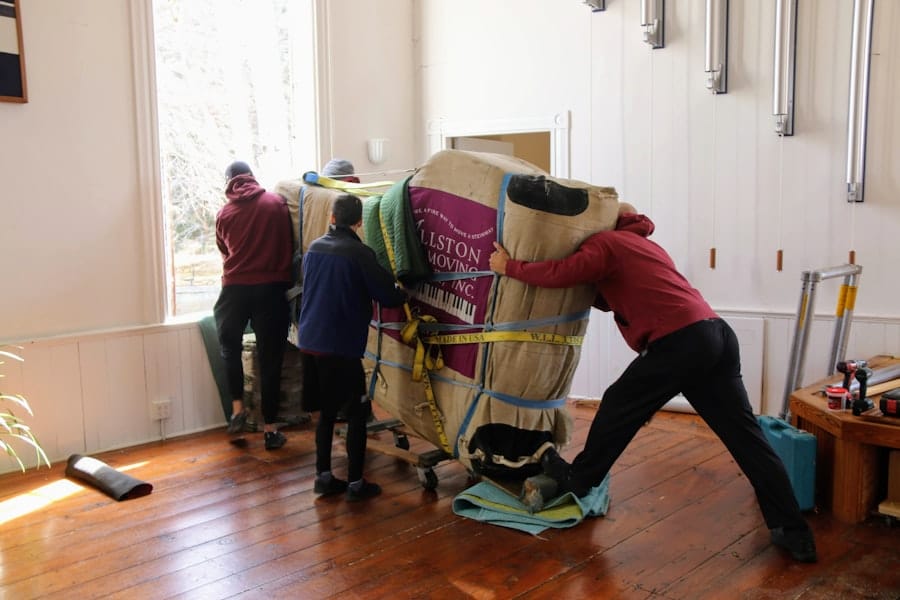 Chandler Az Furniture Movers 2 Photo Furniture Movers